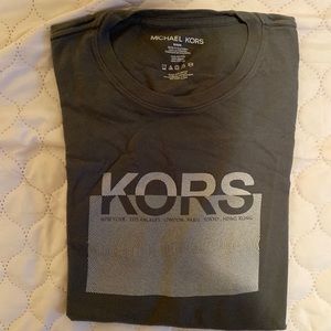 Men’s Michael Kors T-Shirt, Grey, Size = M